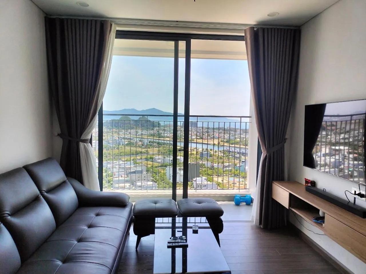 Can Penhouse 3 Ngu View Bien Fpt Plaza 2 Da Nang 0*,
